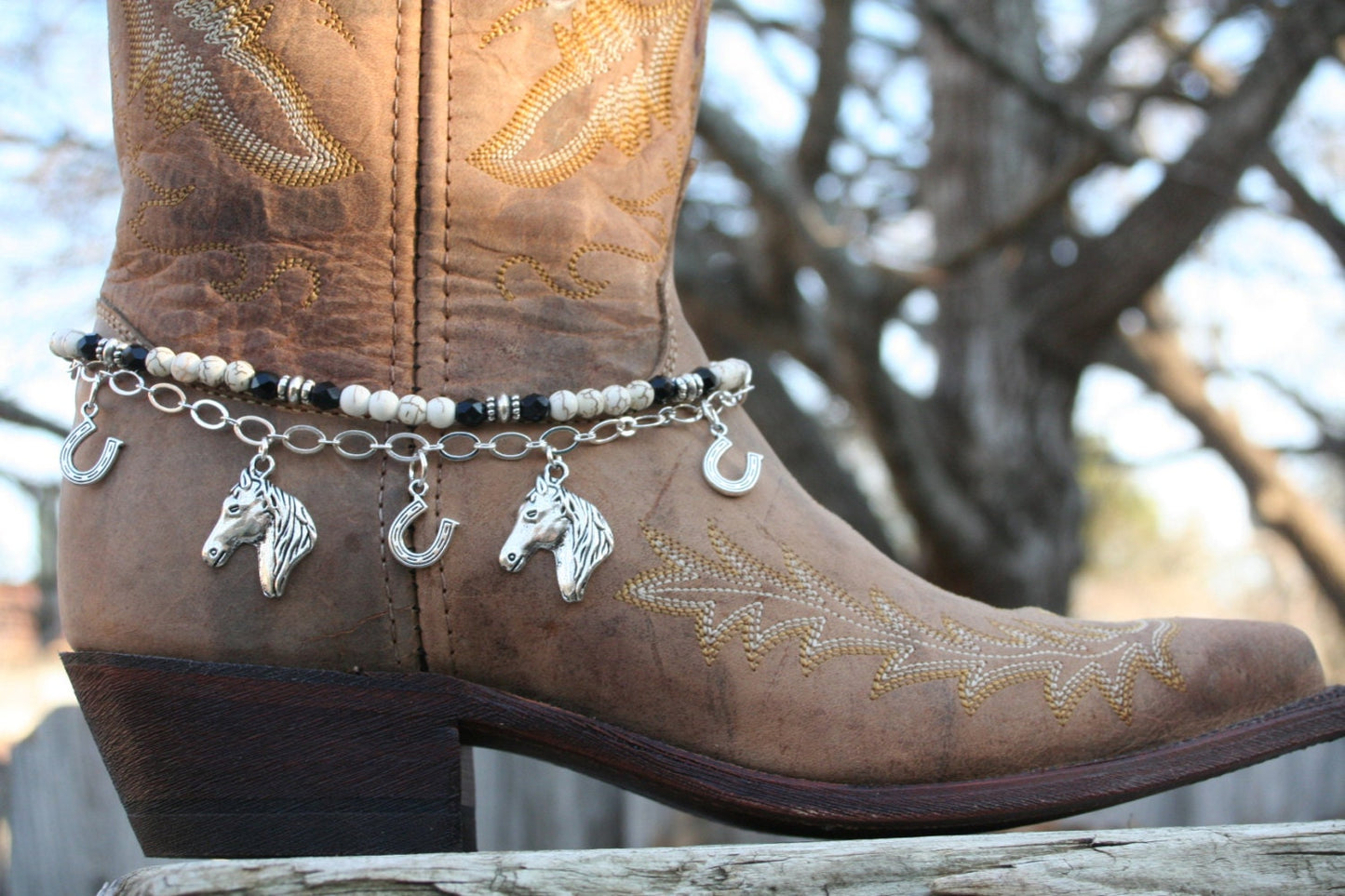 Boot Candy White Lucky Horses and Horse Shoes 608149 Boot Jewelry-Boot Bling-Boot Bracelet-Boot Accessories